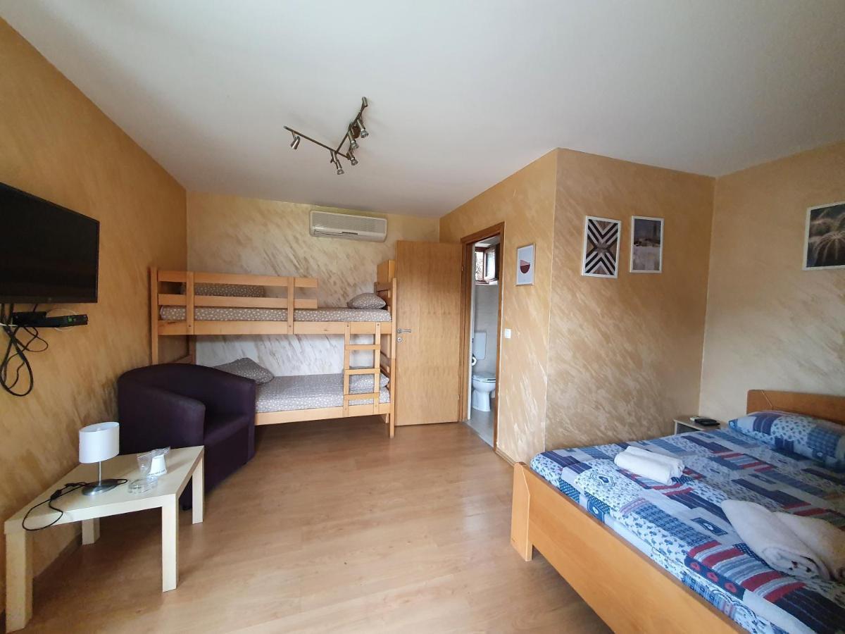 Rooms Green Set Belgrado Exterior foto